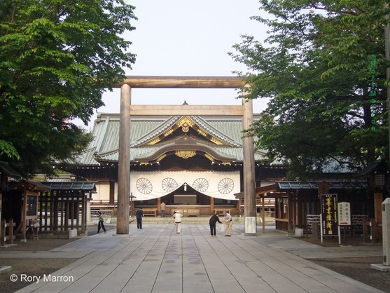 Yasukuni-Shrine-(©Rory-Marron)